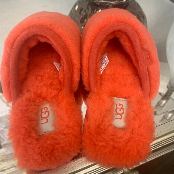 UGG Fluffette Slipper - Picture 4 of 7